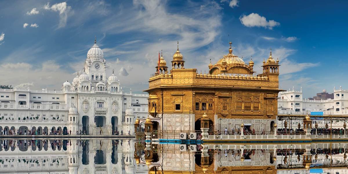Amritsar to Dharamshala Scenic Getaway