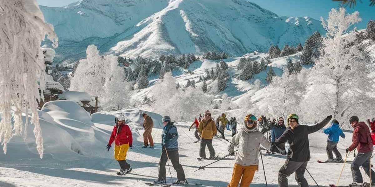 Complete Hill Tour: Amritsar to Dalhousie, Dharamshala & Manali